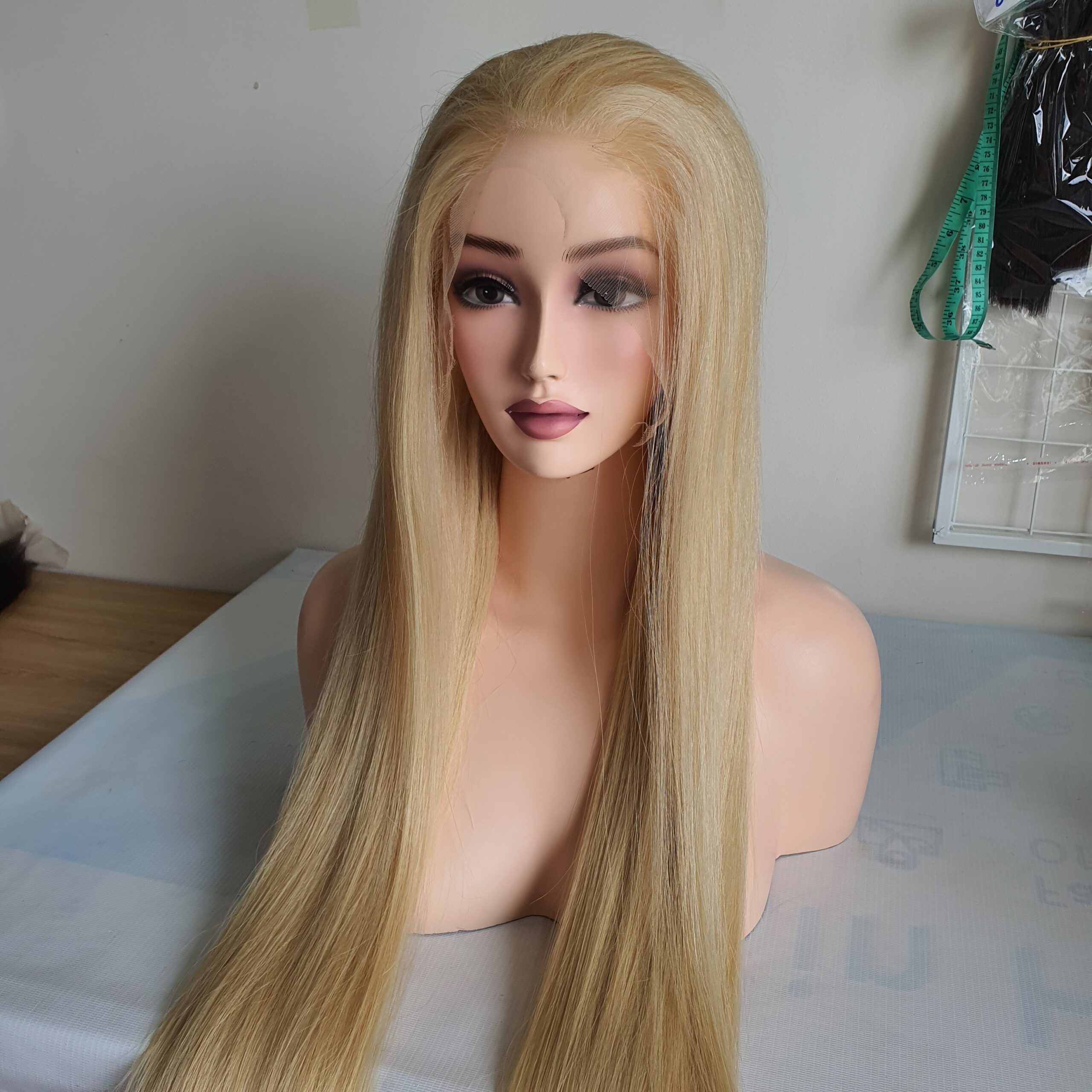 vietnamese-human-hair-ombre-613-lace-front-wig-30inch