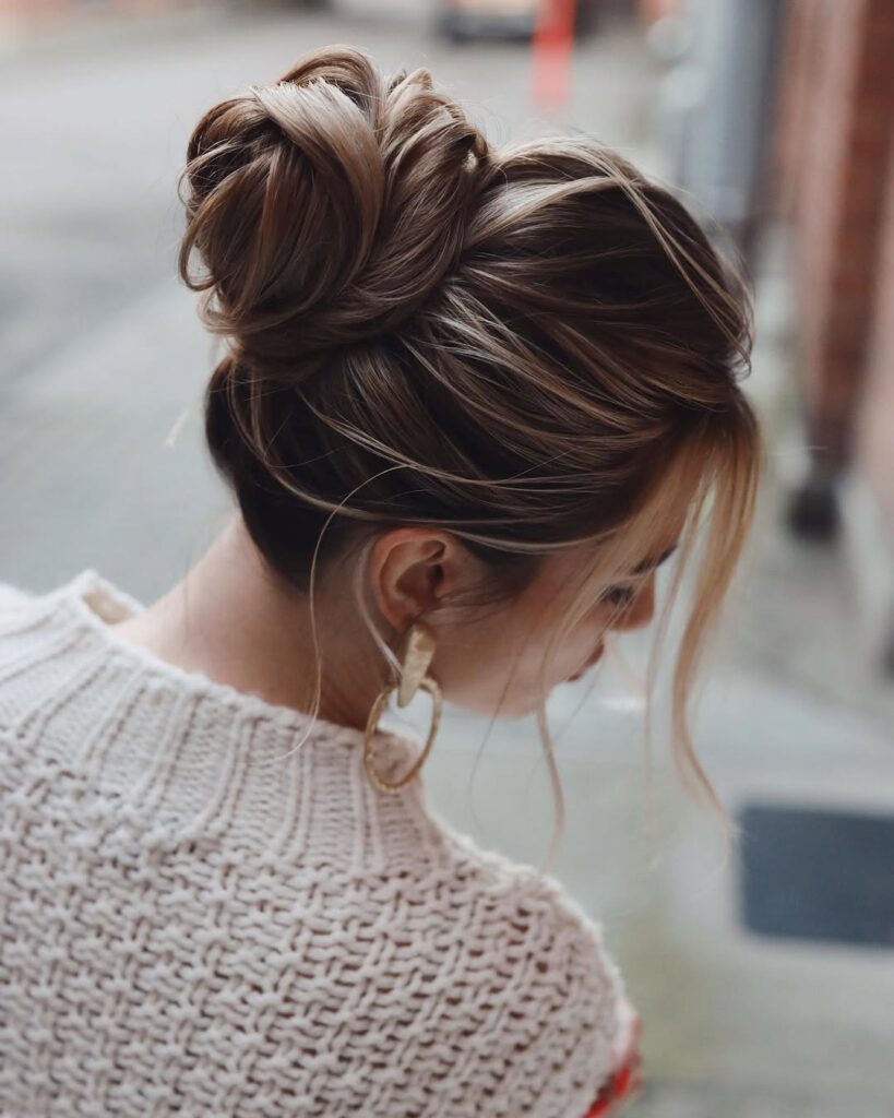 The Ultimate Guide to Straight Hairstyles for Long Hair