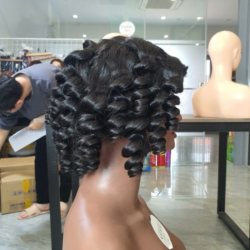 Curly Bob Wigs – Voluminous, Natural & Stylish Human Hair Curly Bob Wig Trends 8 Loose Deep Wave Curly Bob Wig – 100% Human Hair, 12 Inch Natural Black