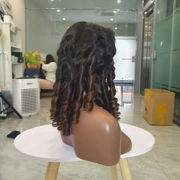 Bouncy Hair Wig