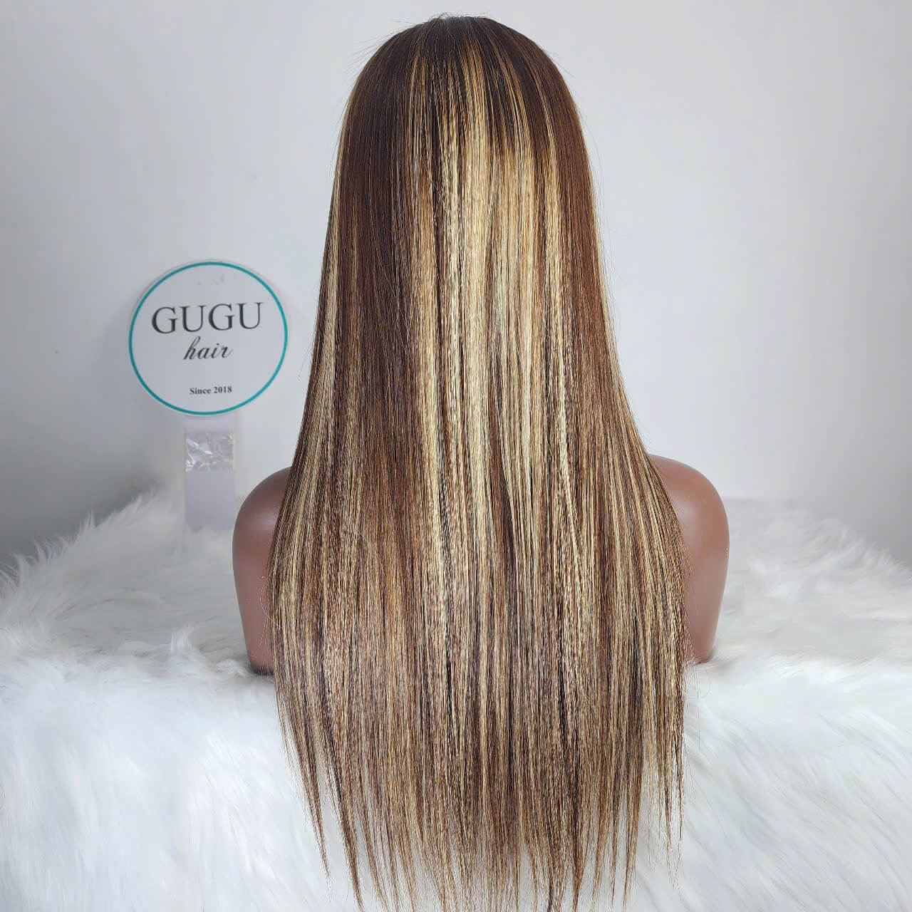 NEW: Golden Highlight Bone Straight Human Hair Wigs in Vietnam | Gugu Hair 9 24 Inch Long Straight Lace Front Wig – Honey Blonde Highlight