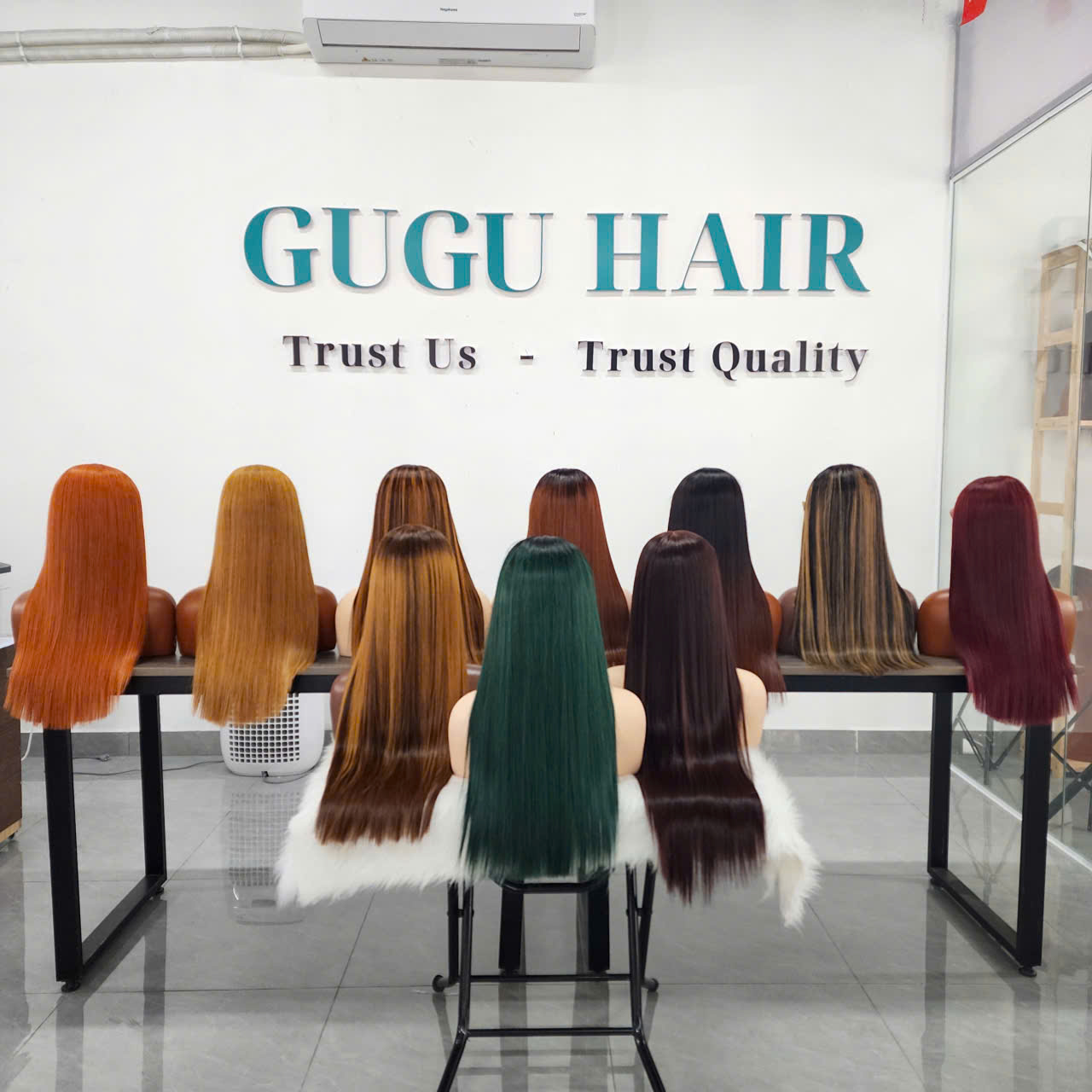 Should You Wear a Wig Instead of Hair Extensions? 1 Top 5 Hottest 22 Inch Bone Straight Wig Colors for 2025