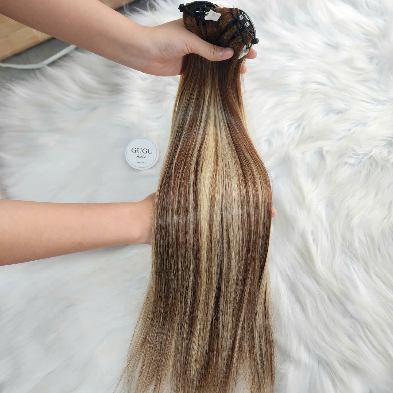 Weft Hair Extensions Highlight Brown Blonde Color Raw Human Hair 9 Weft Hair Extensions Highlight Brown Blonde Color