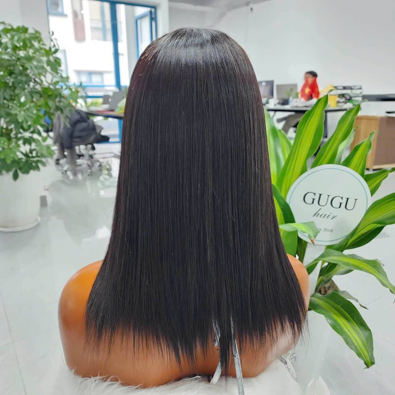 Glueness Bob Wigs 10 Inch Nartural Color Raw Vietnamese Human Hair