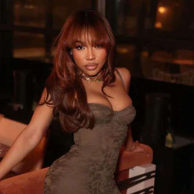 Unveiling the Secrets: How to Buy a High - Quality Wig 3 women-wispy-bangs-cut